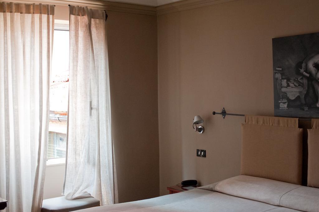 Hotel Italia Noli Rum bild